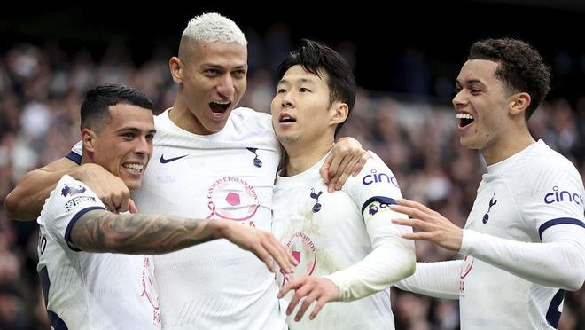 Đứng thứ hai trong lịch sử Premier League! Tottenham ghi bàn trong 28 trận gần nhất